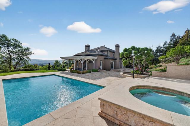 9540 Via Del Oro, Gilroy CA: https://media.crmls.org/mediaz/dcd487b6-92f6-44f2-a2b5-64af08b22692.jpg