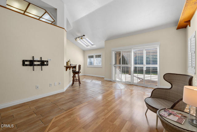 Detail Gallery Image 10 of 39 For 286 Golden Fern Ct, Simi Valley,  CA 93065 - 4 Beds | 2 Baths