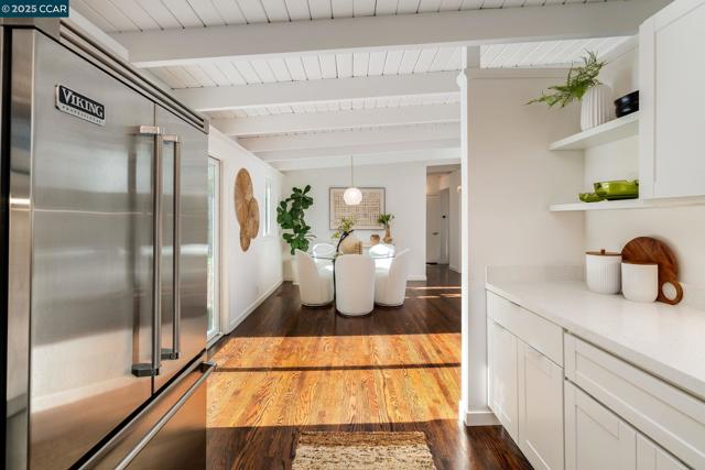 3337 S Lucille Ln, Lafayette CA: https://media.crmls.org/mediaz/dcd4af56-d060-48fd-8af5-0e1335f2d957.jpg