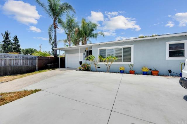 962 Wilson Avenue, El Cajon CA: https://media.crmls.org/mediaz/dcd4dc68-e26b-43a4-9c90-06ca80b1df95.jpg