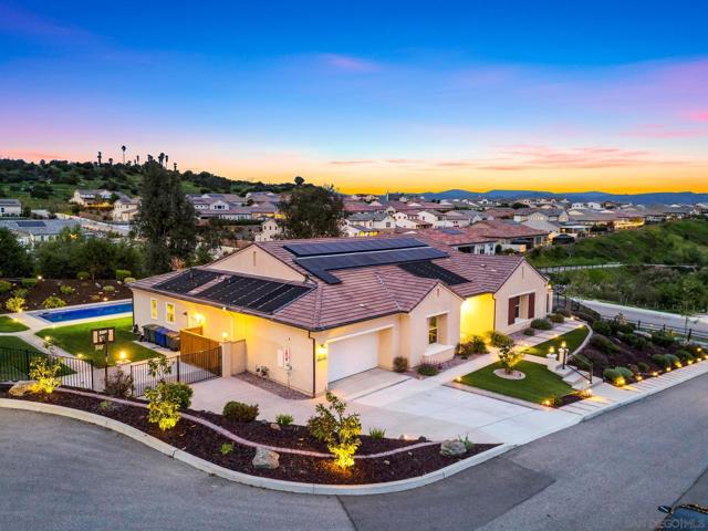 21992 Wilgen Rd, Escondido CA: https://media.crmls.org/mediaz/dcd52740-a54c-4a51-ba08-d8aa98242c95.jpg