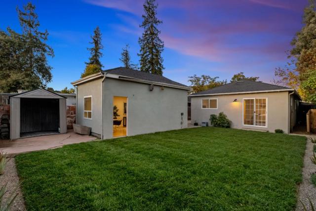 516 Cleveland Street, Redwood City CA: https://media.crmls.org/mediaz/dcd5ac0c-c3c1-4c2a-ba72-2223778716b1.jpg