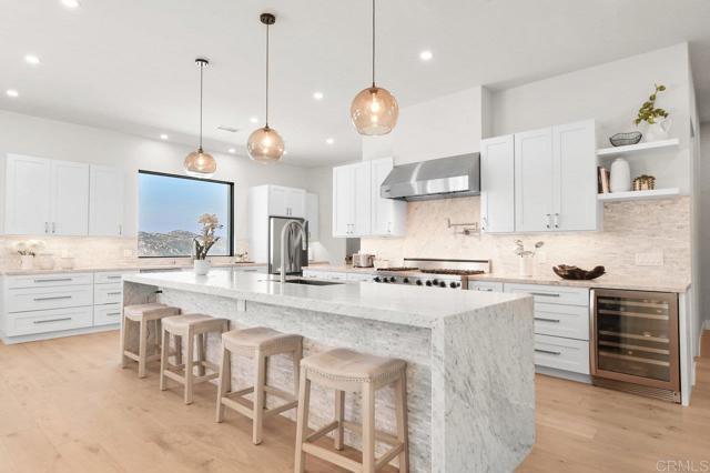573 Lilac Ranch Rd, Alpine CA: https://media.crmls.org/mediaz/dcd5b858-39cf-450b-ab37-4aa1b703820d.jpg