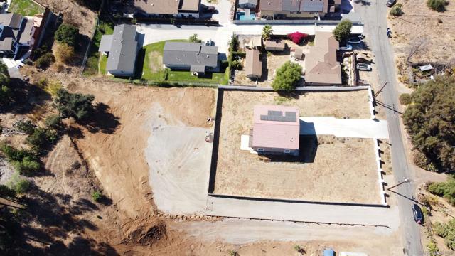 0 Echo Dr, La Mesa CA: https://media.crmls.org/mediaz/dcd72151-d4e1-4b7e-be1a-d914e179f8d8.jpg