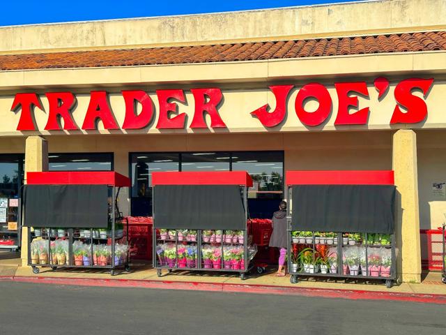 4586 Cimarron River Court, San Jose CA: https://media.crmls.org/mediaz/dcd7942f-7bd0-445b-9560-59323d9b095a.jpg