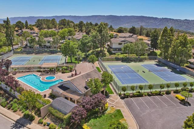 6 Sorrel Lane, San Carlos CA: https://media.crmls.org/mediaz/dcd8b8ad-cf11-4ad4-a2fc-3528dd445fd4.jpg