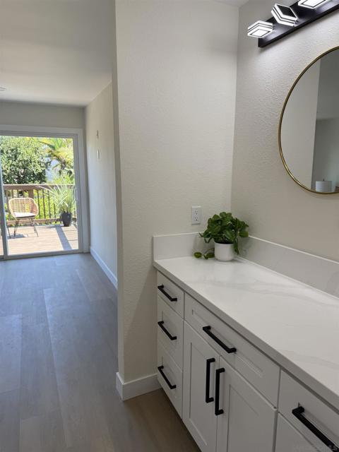 9511 Via Pereza, San Diego CA: https://media.crmls.org/mediaz/dcd93c14-162c-409f-bea0-1869fdc27891.jpg