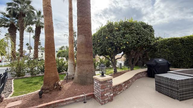 69411 Ramon Rd #643, Cathedral City CA: https://media.crmls.org/mediaz/dcd9bb9a-b14e-4f55-9a3c-f0d257f4d955.jpg