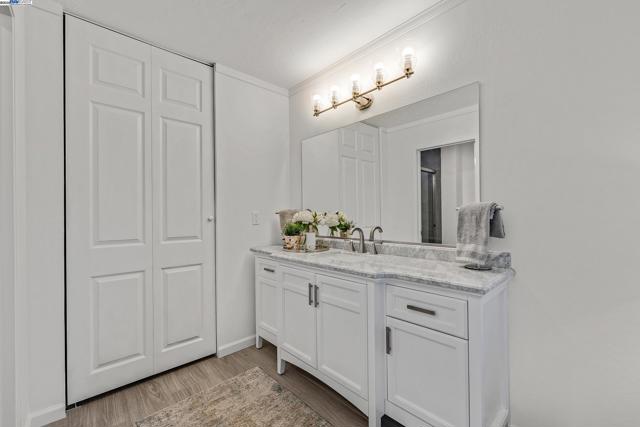3641 Shenandoah Ct, Pleasanton CA: https://media.crmls.org/mediaz/dcda3c4d-99e9-48e1-b10b-86dd1293035f.jpg