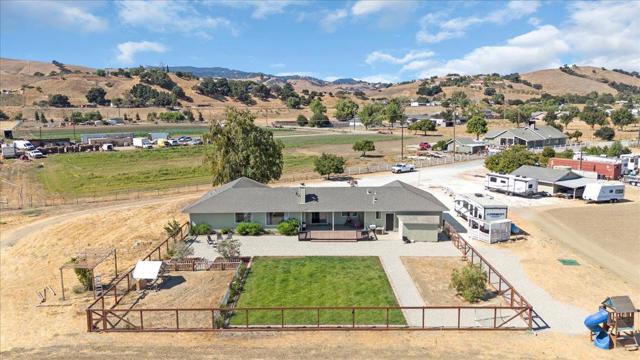 Image 43 of 49 For 352 Cowden Road