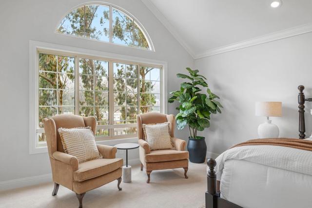 107 Knockash, San Francisco CA: https://media.crmls.org/mediaz/dcdbf7dd-310e-42d8-bd00-96e757a47f93.jpg