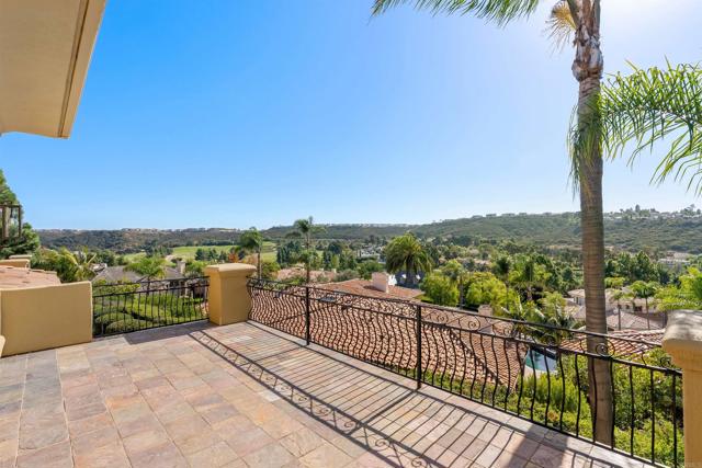 Detail Gallery Image 18 of 27 For 14480 Bellvista Dr, Rancho Santa Fe,  CA 92067 - 5 Beds | 5/1 Baths