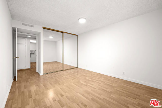 10535 Wilshire Boulevard, Los Angeles CA: https://media.crmls.org/mediaz/dcde9e06-f1c5-4b3f-a473-4544180b4606.jpg