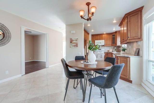 Detail Gallery Image 12 of 54 For 3621 Vista Campana S #92,  Oceanside,  CA 92057 - 2 Beds | 2 Baths