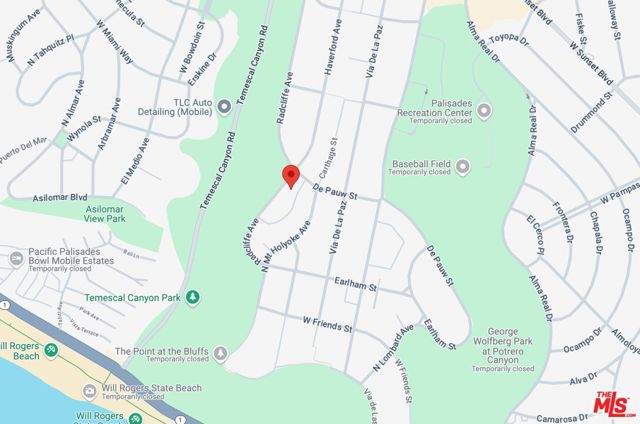 582 Radcliffe Avenue, Pacific Palisades CA: https://media.crmls.org/mediaz/dce0918b-c7b2-4a2d-ba32-db26af61e693.jpg