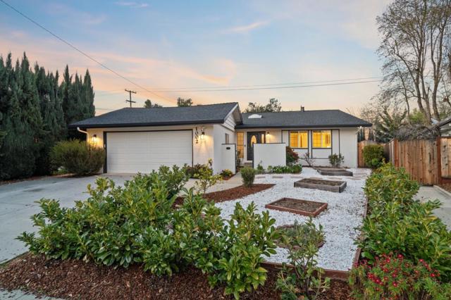 1002 Oaktree Drive, San Jose CA: https://media.crmls.org/mediaz/dce0b9ab-19b2-4288-96a4-28e21186a70b.jpg