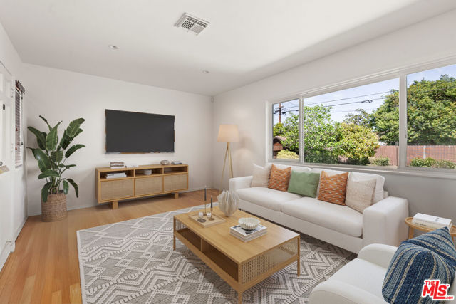 7818 Toland Avenue, Los Angeles CA: https://media.crmls.org/mediaz/dce1ee01-73a8-47d3-97cc-6d3041f147e0.jpg