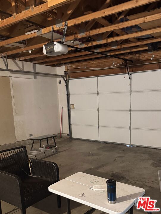 4026 Kona Court, Palmdale CA: https://media.crmls.org/mediaz/dce1f8ea-aba9-4455-8d0f-d516a9359e0a.jpg