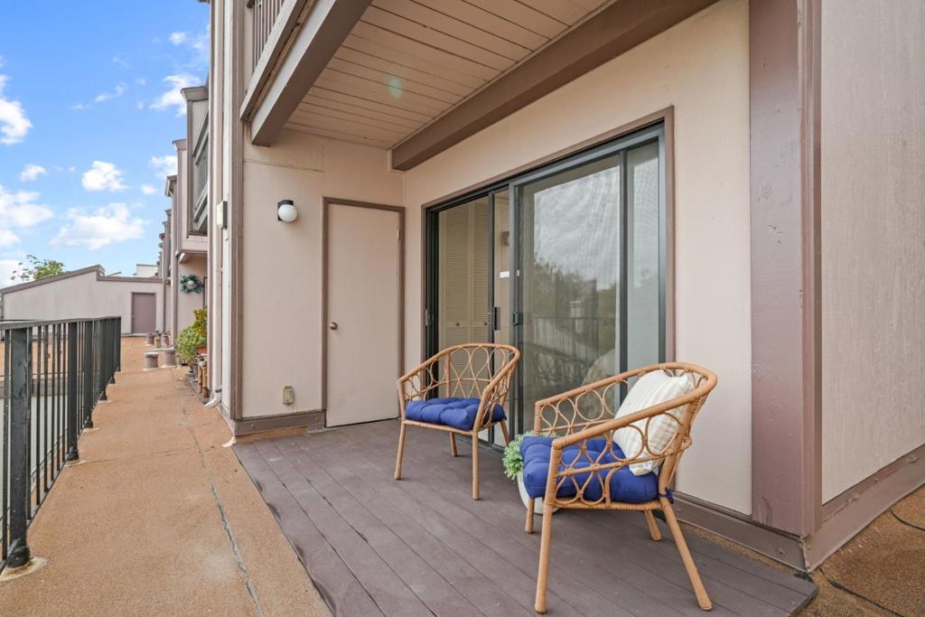 Dce236Fd E795 480A A144 C151F3567328 2101 Shoreline Drive #437, Alameda, Ca 94501 &Lt;Span Style='BackgroundColor:transparent;Padding:0Px;'&Gt; &Lt;Small&Gt; &Lt;I&Gt; &Lt;/I&Gt; &Lt;/Small&Gt;&Lt;/Span&Gt;