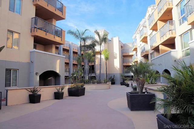 3857 Pell Pl, San Diego CA: https://media.crmls.org/mediaz/dce2cfaa-5cf0-4844-8117-44304b41f14a.jpg