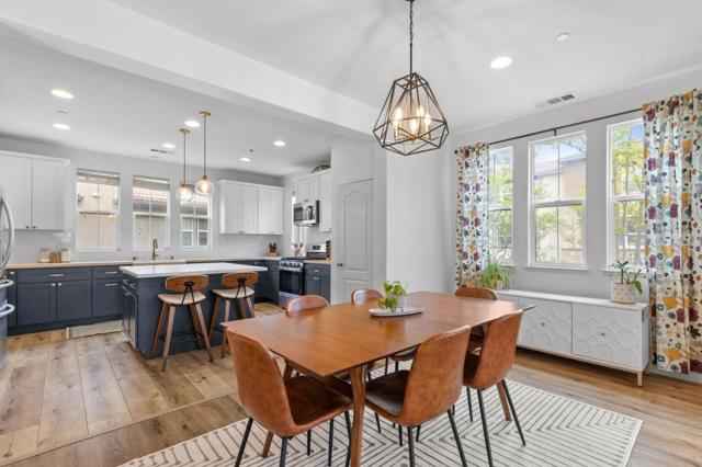 632 Moss Way, Hayward CA: https://media.crmls.org/mediaz/dce32671-84b5-424e-89fa-c0444a9d0e49.jpg
