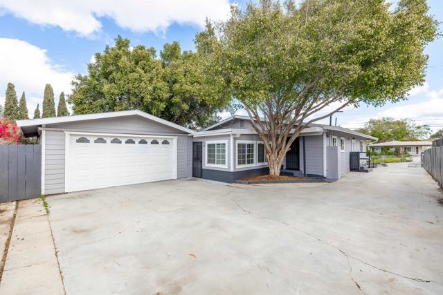 Detail Gallery Image 1 of 24 For 3168 Florine Drive, Lemon Grove,  CA 91945 - 5 Beds | 3 Baths