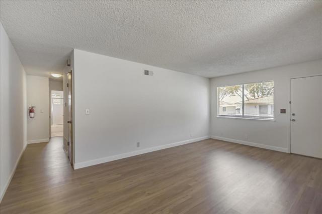 825 N Capitol Avenue, San Jose CA: https://media.crmls.org/mediaz/dce36ed1-6594-40f2-b6f8-ec68577d616b.jpg