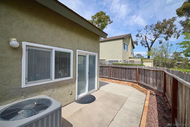 10834 Caravelle Pl, San Diego CA: https://media.crmls.org/mediaz/dce41b16-0fcd-4598-ac76-18cfe99db886.jpg