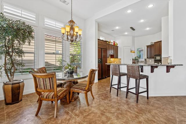 80143 Miramonte Lane, La Quinta CA: https://media.crmls.org/mediaz/dce4e9e1-8da5-4781-b1a9-c5a5e5382e9f.jpg