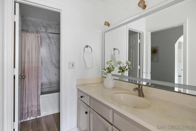 3980 8th Ave, San Diego CA: https://media.crmls.org/mediaz/dce51950-bec8-4696-8608-dbeeed54085b.jpg
