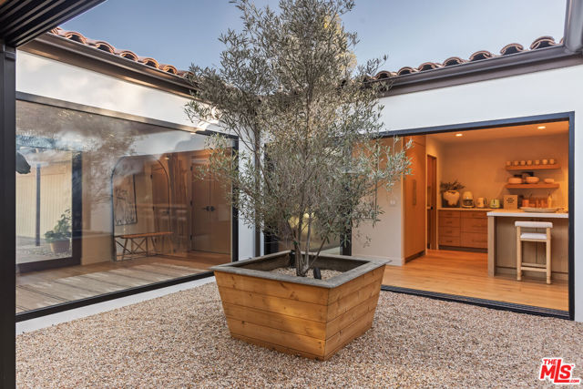 2419 Westridge Road, Los Angeles, California 90049, 5 Bedrooms Bedrooms, 0 ,4 BathroomsBathrooms,Single Family Residence,For Sale,Westridge,0,25614277