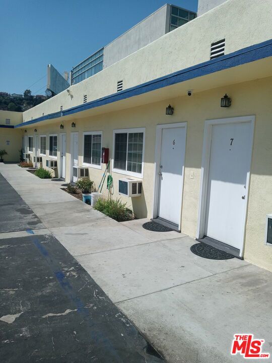 438 El Mercado Avenue, Monterey Park, CA 91754