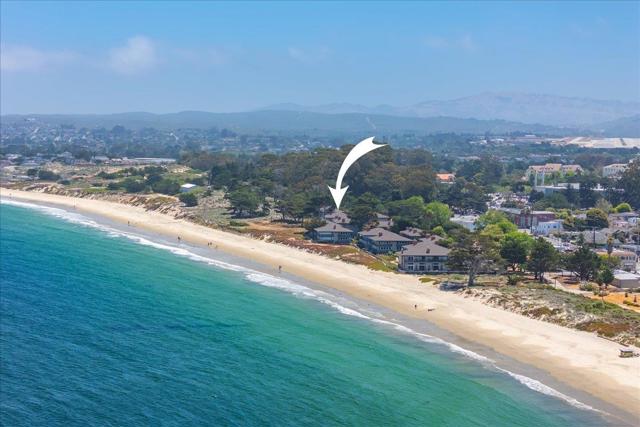 36 La Playa Street, Monterey CA: https://media.crmls.org/mediaz/dce6066f-df10-49a7-8bcc-08bd3db2bbdd.jpg