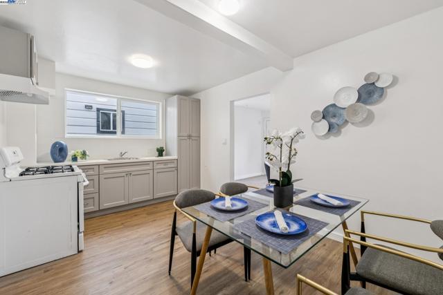 545 Central Ave, Alameda CA: https://media.crmls.org/mediaz/dce7dcf2-bd33-4e92-b471-77745ee8ec1b.jpg