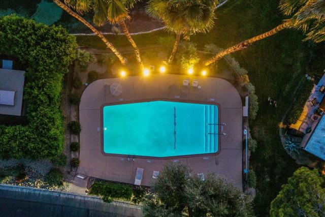 43 Sunrise Drive, Rancho Mirage CA: https://media.crmls.org/mediaz/dce81cda-b576-4fbc-b9d8-a4fa4bef8547.jpg