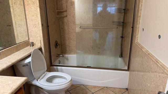 Image 5 of 16 For 1822 Tustin Drive