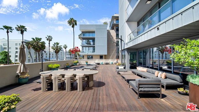 Image 39 of 60 For 1755 Ocean Avenue 303