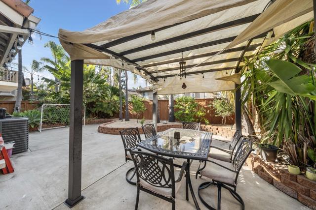 Detail Gallery Image 7 of 50 For 2538 Sea Scape, Escondido,  CA 92026 - 4 Beds | 2/1 Baths