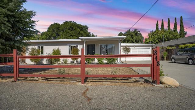 848 Kenneth Avenue, Campbell CA: https://media.crmls.org/mediaz/dcea5963-4c82-421a-965f-12e50c3ae3b3.jpg