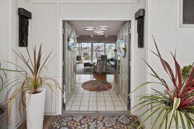 1694 Torrance St, San Diego CA: https://media.crmls.org/mediaz/dceae96a-f384-4b85-8a4c-0be8ddc03cf2.jpg