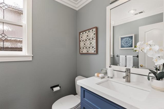 Image 14 of 39 For 7070 Leeward St.
