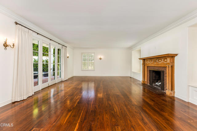 1184 Arden Road, Pasadena CA: https://media.crmls.org/mediaz/dced0444-5bc1-48c8-bd19-856f3ad916b0.jpg