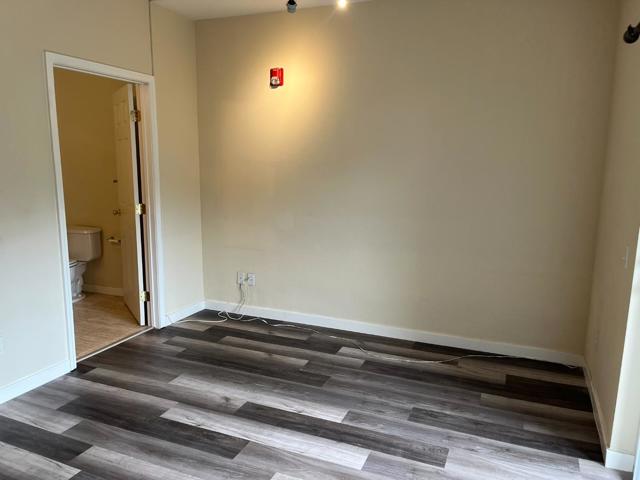 513 Callippe Court, Brisbane CA: https://media.crmls.org/mediaz/dcefbaef-e15d-463d-a3ae-1fc7a61a89ef.jpg