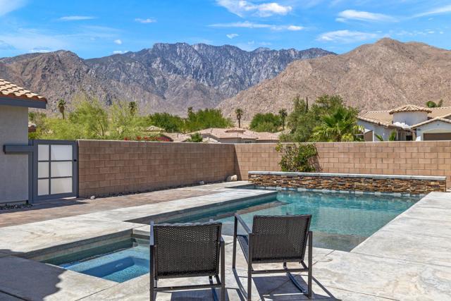 3764 Vista Dunes, Palm Springs CA: https://media.crmls.org/mediaz/dcefc276-a95f-499b-a901-1a698356b67b.jpg