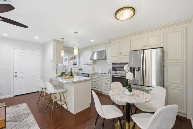 4091 Lorenzo Ter, Fremont CA: https://media.crmls.org/mediaz/dcf10d73-d348-4f6b-89aa-c5ad03199743.jpg