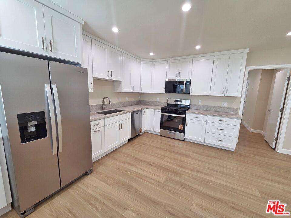 1449 Butler Ave #3