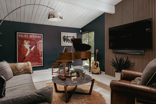 2845 E Wyman Drive, Palm Springs CA: https://media.crmls.org/mediaz/dcf17743-c320-48ad-84b5-3de87712846a.jpg