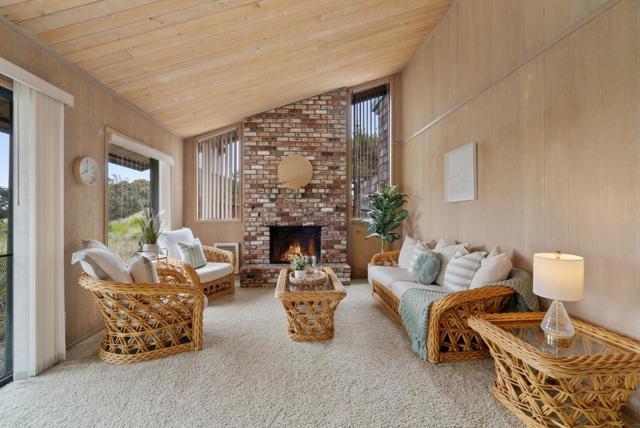 66 Avocet Circle, Watsonville CA: https://media.crmls.org/mediaz/dcf19964-8810-4782-a956-01f4726e9c3b.jpg