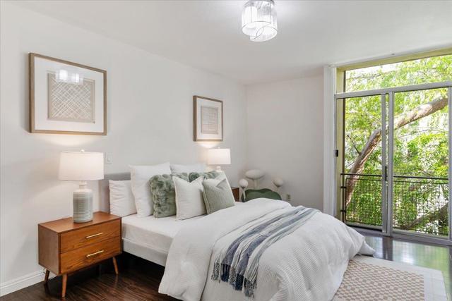 455 Grant Avenue, Palo Alto CA: https://media.crmls.org/mediaz/dcf1f7a8-9373-45d5-abd6-0fd8c6ee09a3.jpg