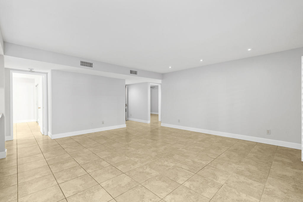 MLS #219139243DA image #3